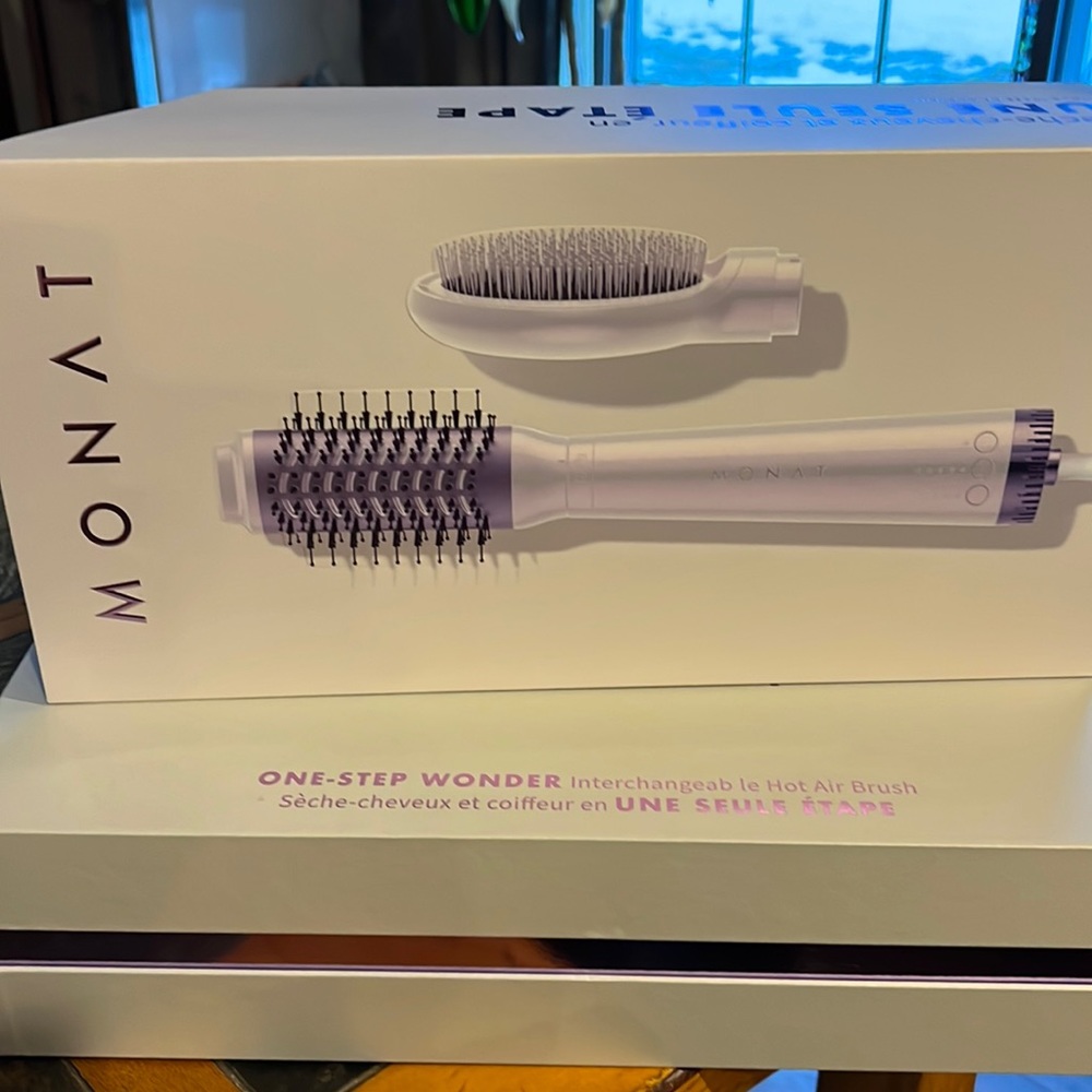 Monat one-step wonder hot air brush